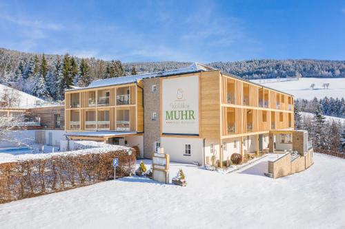 287077265 Hotel Muhr