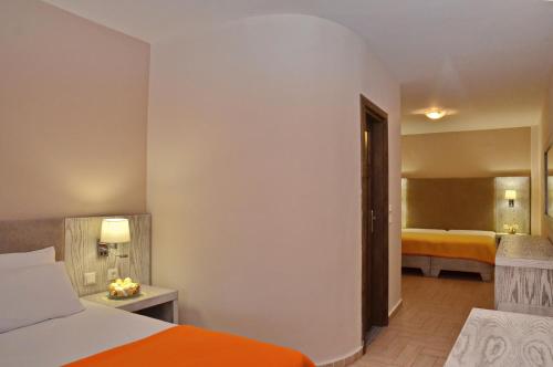  Aria in Megali Ammos