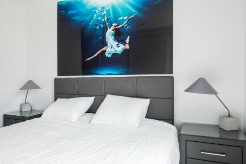 5 star 3 bedroom apartment White angel - main image