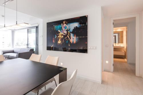 stunning 3-bed apartment in eivissa