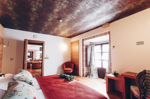 Deluxe Double or Twin Room with Balcony
