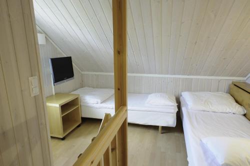 Apelvikens Camping & Cottages in Apelviken