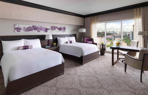 Fairmont, 2 Doubles, Balcony, City View image 4