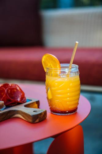 ibis Styles Antibes - main image