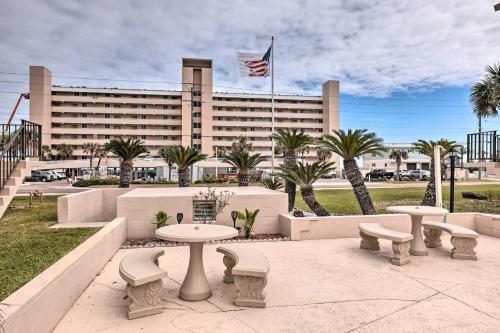 Ponce Inlet Condo with Beach and Pool Access! in Ponce Inlet (FL)