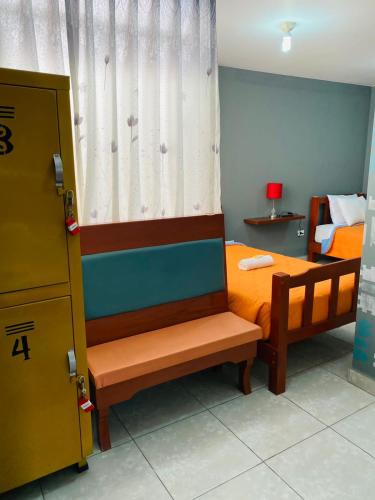 Sunset Hostel Airport – Lima