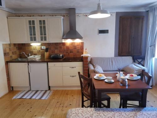 廚房, 皮蘭佩福克公寓 (Apartments Bevk Piran) in 皮蘭