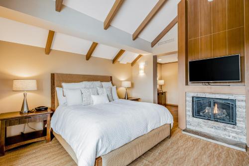 Riverview Penthouse