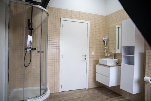 Hotel Guzy - image 5