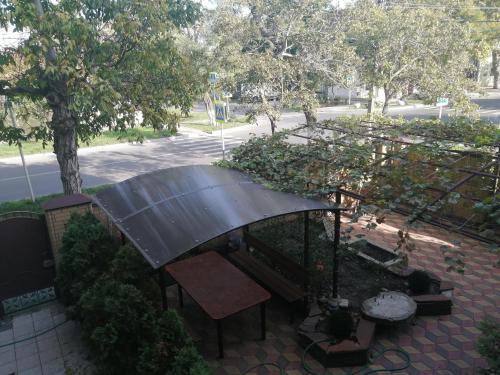 Guest House Zhemchuzhina - image 2