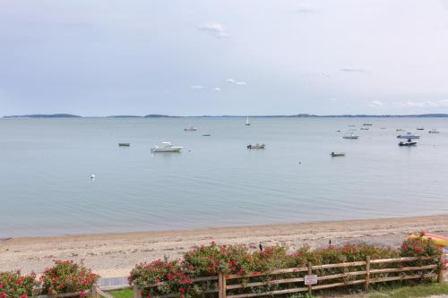Luxury Oceanfront Bayside Jewel