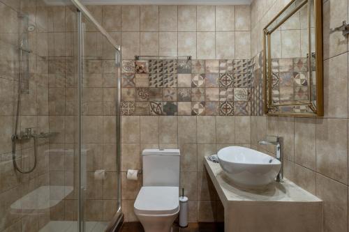 Old Town Suites - image 11