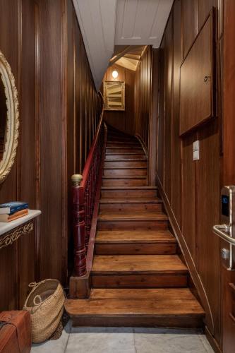 Old Town Suites - image 13