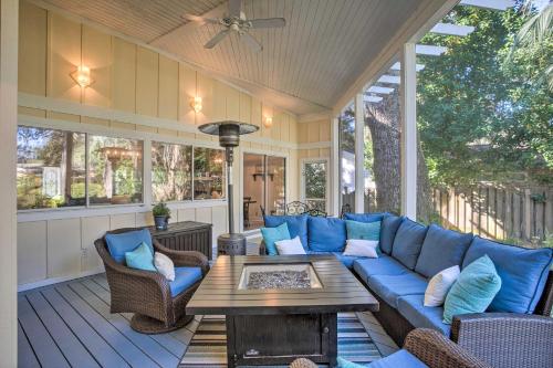Charming Cottage with Porch, Less Than Half Mi to Beach
