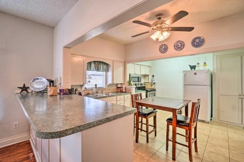 4 Miles to Lake Jacksboro: Cozy Texas Cottage in Džeksboro (TX)