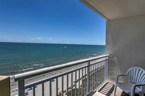 N Myrtle Beach Condo with Ocean View and Lazy River!