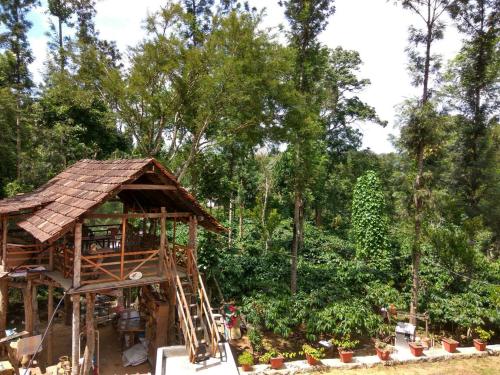 Suvarnamane Estate Stay