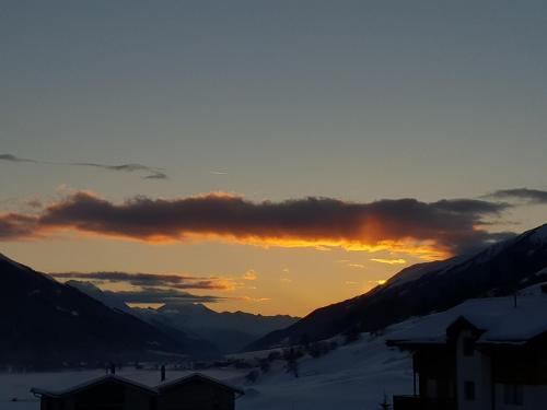 Chalet Breithorn- Perfect for Holiday with Amazing View!