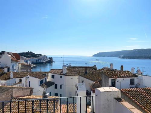 PALAU - Gran casa de pueblo con fantásticas vistas al mar - Apartment - Cadaqués