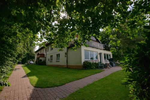 Bejárat, Gasthaus Zum Frohsinn in Bosau