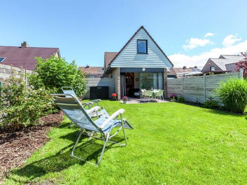  Holiday Home in Bredene Terrace Fenced Garden in 8450 Bredene