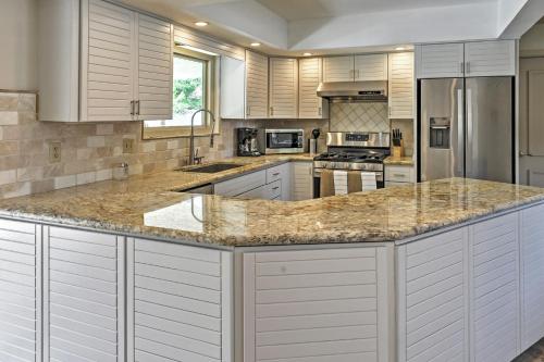 Stunning Home with Private Oasis - 1 half Mile to Strip, Las Vegas (foto 5)
