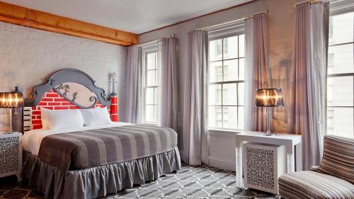 One Bedroom Suite  image 2