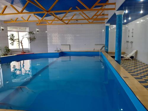 Swimming pool, Guest House Lux in Kislovodsk