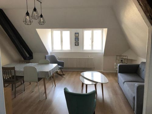 . Chez Jules ,Parking gratuit, 3ème Etage