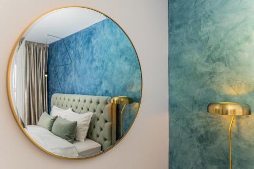 Gold Penthouse with Terrace, Mountain View and Jacuzzi image 9
