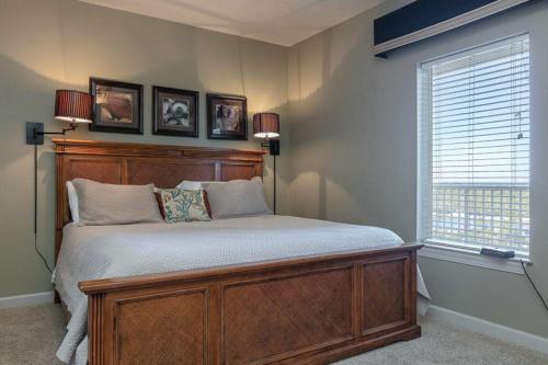 Admirals Quarters 1505 - image 4