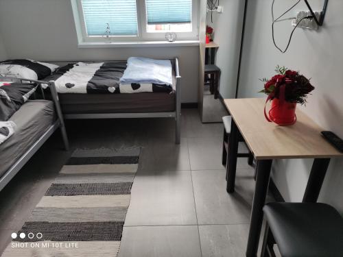 2 twin beds