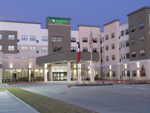 Wyndham Garden College Station