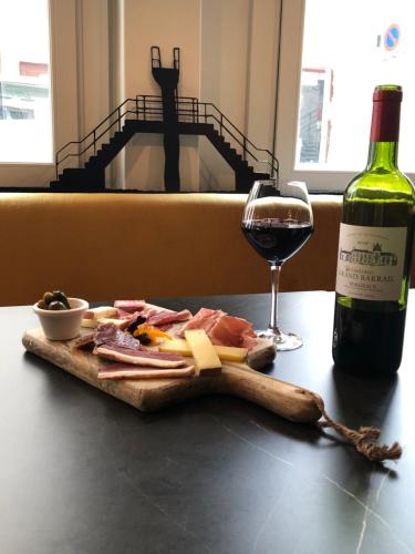 Hotel-Restaurant Les Chiens du Guet