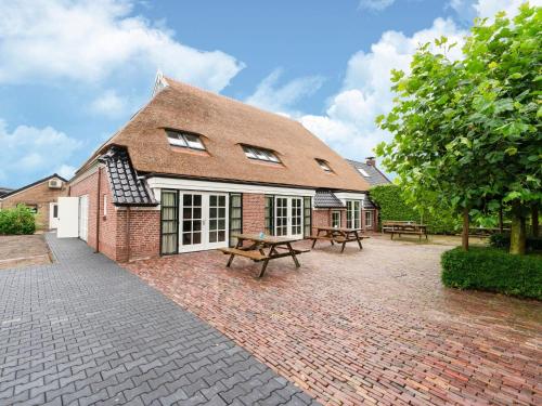  Gorgeous Farmhouse with Sauna in Noardburgum, Pension in Noordbergum bei Tietjerk