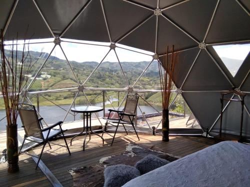 Glamping Montecarlo Domo Geodesico y Sauna Finlandés Guatapé