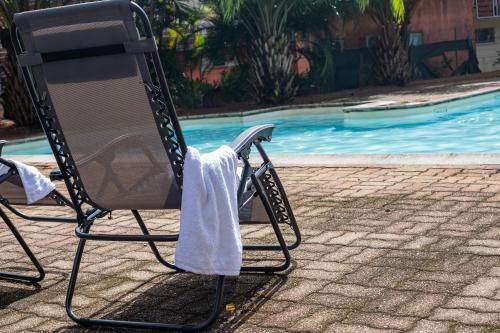 Jardin Secret Guyanais # Piscine # Fibre # Tente Lumineuse