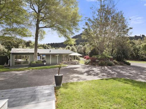 Te Miro Cottage - Lake Tarawera Cottage