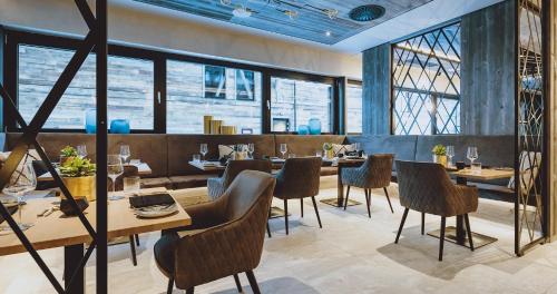 GLEMM by AvenidA Superior Hotel & Residences