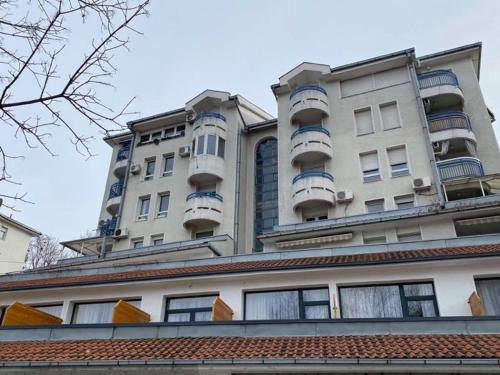 Super seven inn - Accommodation - Belgrade