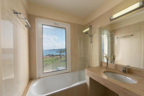 Infinity Villa - image 2
