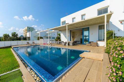 Infinity Villa, Protaras (Foto 2)