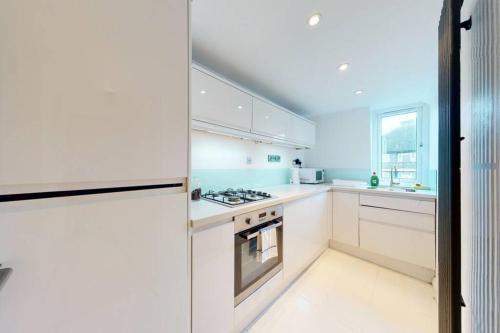 Amazing 1 Bed Flat 5 min to Edgware Road Station, Londýn (fotografie 5)
