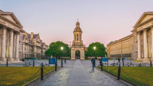 Travelodge PLUS Dublin City Centre - image 12