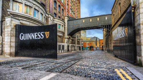 Travelodge PLUS Dublin City Centre - image 2