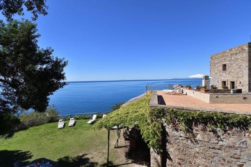 Torre delle Cannelle gîte à louer Cala di Forno