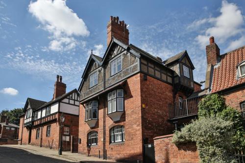 Superb Period Townhouse In Historic Uphill Lincoln, , Lincolnshire