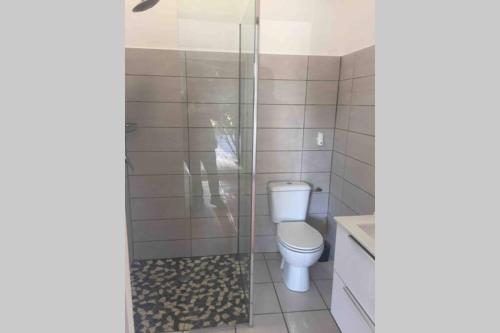 Gîte 2 pièces au calme (Gite 2 pieces au calme) in เลส อาค