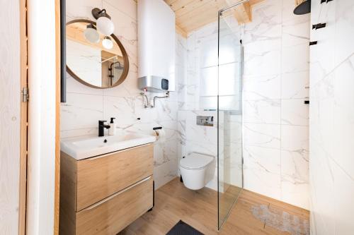 White Holiday Domki i Apartamenty, Szklarska Poręba (Foto 4)