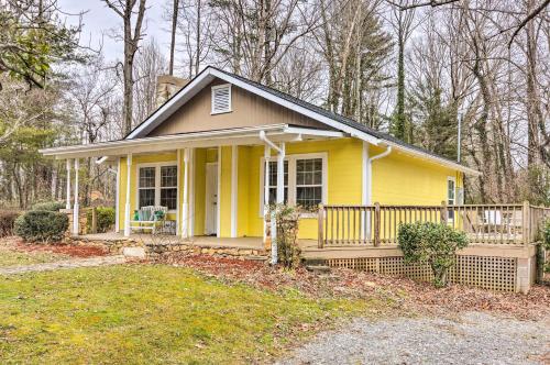 The Sunshine Cottage - 1 Mi from Downtown!